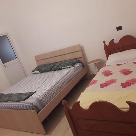 Vlora Apartments Bagian luar foto