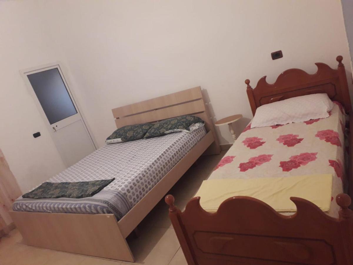Vlora Apartments Bagian luar foto