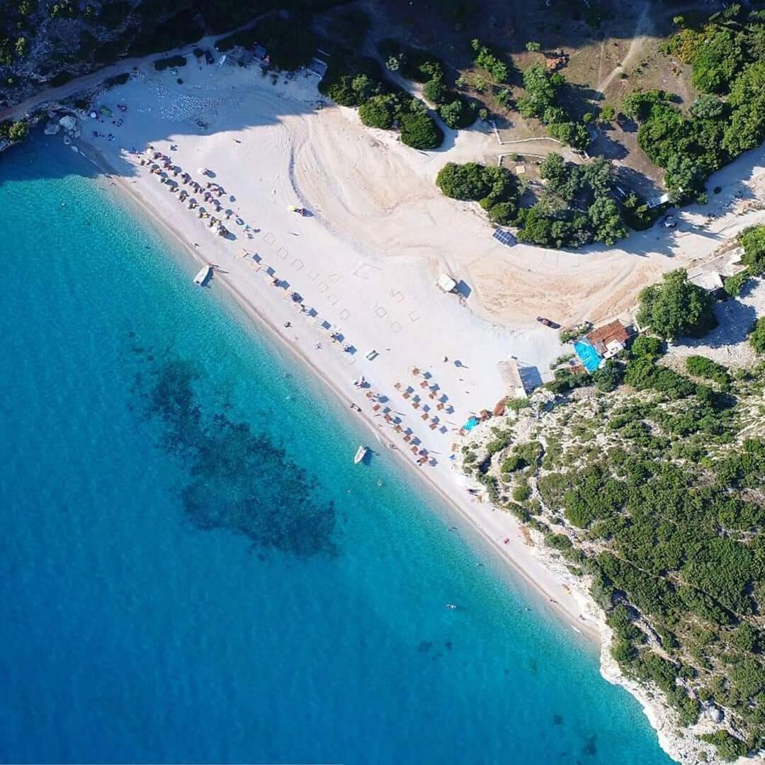 Vlora Apartments Bagian luar foto